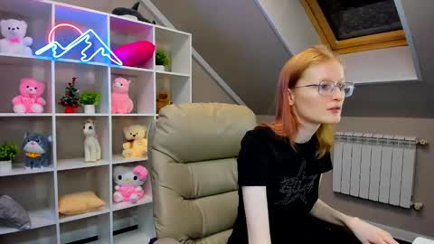 Elizabeth online show from 31, 12, 2024