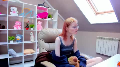 Elizabeth online show from 2, 1, 2025