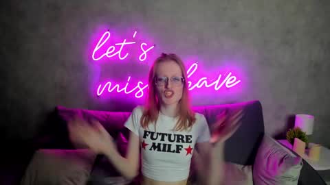 Elizabeth online show from 1, 2, 2025