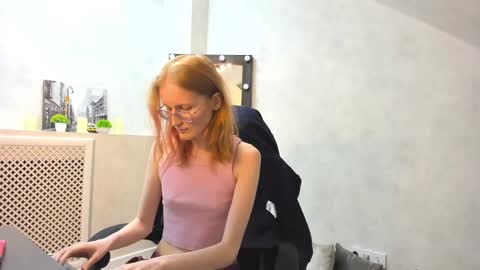 Elizabeth online show from 10, 2, 2025