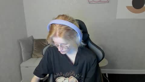 Elizabeth online show from 17, 9, 2025