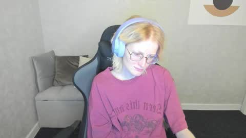 Elizabeth online show from 19, 9, 2025