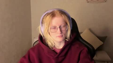 Snapshot of elizabeth_harpper chatting on 25, 11, 2025 Elizabeth online show from 25, 11, 2025