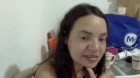 Elizabeth Martinez  online show from 21, 5, 2026