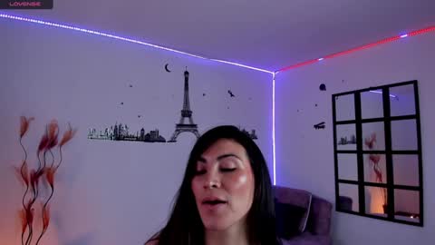 Elizabeth online show from 4, 12, 2024