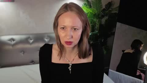 Elizabeth online show from 8, 3, 2026