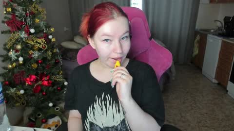Snapshot of elizabethflowerr chatting on 10, 1, 2025 Eli online show from 10, 1, 2025