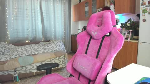 Snapshot of elizabethflowerr chatting on 6, 2, 2025 Eli online show from 6, 2, 2025