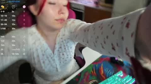 Snapshot of elizabethflowerr chatting on 7, 2, 2025 Eli online show from 7, 2, 2025