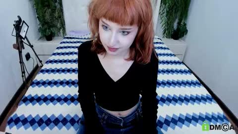 Snapshot of elizanik chatting on 28, 11, 2025 Eliza online show from 28, 11, 2025