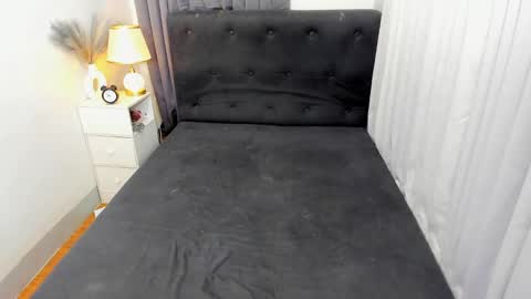 Ella online show from 22, 2, 2025