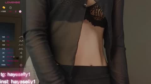 Snapshot of ella_hayes chatting on 1, 12, 2025 Ella NEXT STREAM 1TH DECEMBER 1200 - 0800 AM AT MOSCOW TIME online show from 1, 12, 2025