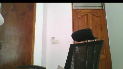 Snapshot of ella_laurel chatting on 17, 1, 2025 Ella online show from 17, 1, 2025