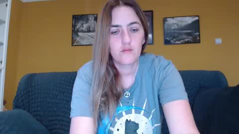 Snapshot of ella_max_live chatting on 28, 2, 2025 Ella  Max online show from 28, 2, 2025