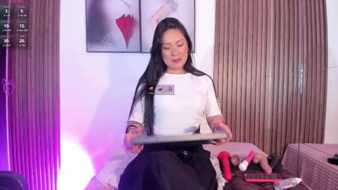 ella rouse online show from 9, 9, 2025