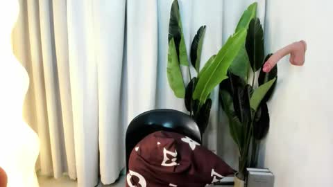 ella_walkerxxx online show from 16, 4, 2026