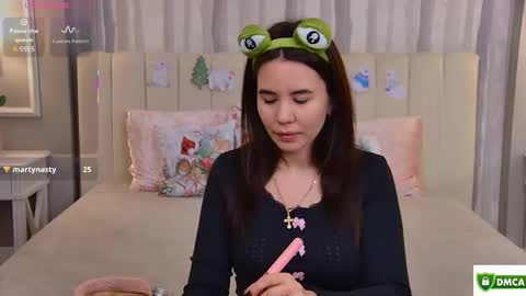 Ella online show from 3, 12, 2025