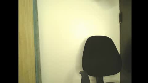 ella online show from 18, 4, 2026