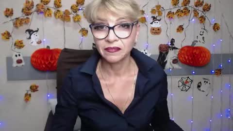 EllaBonito online show from 11, 11, 2025