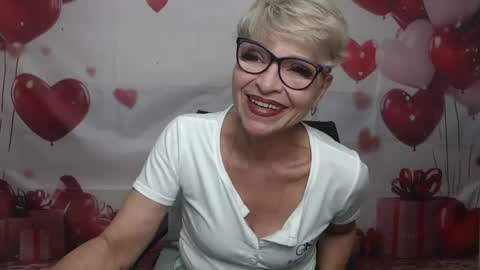Snapshot of ellabonito chatting on 12, 7, 2026 EllaBonito online show from 12, 7, 2026