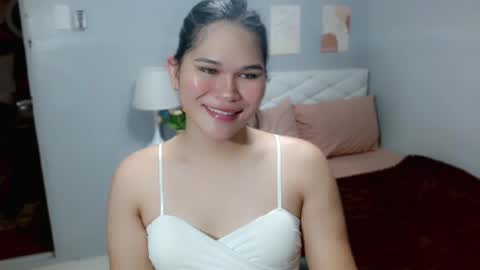 Snapshot of ellaford chatting on 18, 6, 2026 EllaFord online show from 18, 6, 2026