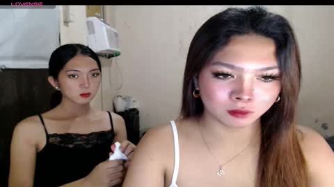 Snapshot of ellah_raj chatting on 2, 12, 2025 ELLAH online show from 2, 12, 2025