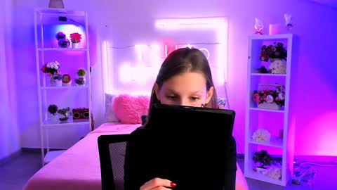 Snapshot of ellahorton chatting on 29, 1, 2025 Ella online show from 29, 1, 2025