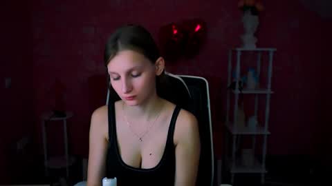 Snapshot of ellahorton chatting on 9, 3, 2025 Ella online show from 9, 3, 2025