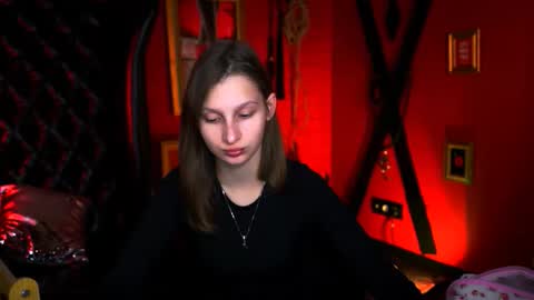 Ella online show from 9, 11, 2025