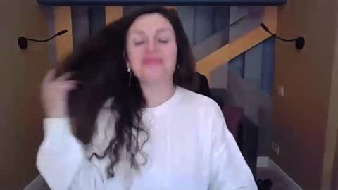 EllaLongs online show from 22, 11, 2025