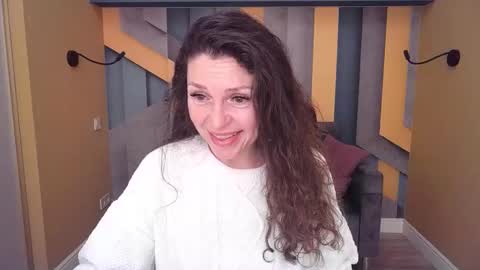 EllaLongs online show from 10, 2, 2026