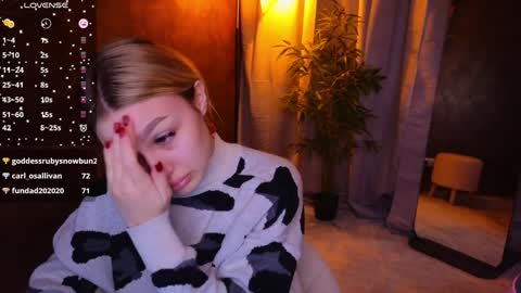 Snapshot of ellamilla chatting on 21, 1, 2025 ellamilla online show from 21, 1, 2025