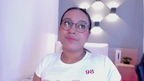 Ella online show from 28, 12, 2024