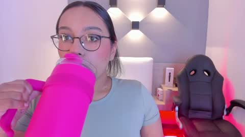 Ella online show from 8, 1, 2025