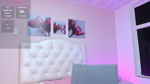 ellarosee_ online show from 22, 2, 2025
