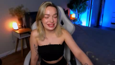 Ella online show from 12, 1, 2026