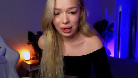 Ella online show from 22, 4, 2026