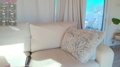 ellaxstar online show from 15, 1, 2025