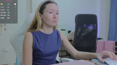 Snapshot of ellcrys chatting on 8, 9, 2025 im Elsa lets go Subscribe to my OF and Youtube -35 online show from 8, 9, 2025