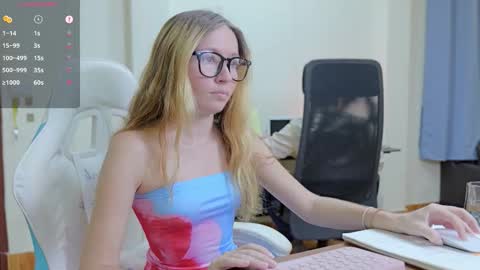 Snapshot of ellcrys chatting on 18, 9, 2025 im Elsa lets go Subscribe to my OF and Youtube -35 online show from 18, 9, 2025