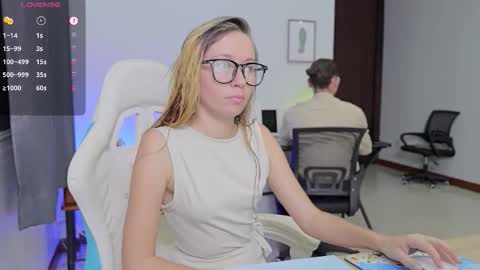 Snapshot of ellcrys chatting on 4, 10, 2025 im Elsa lets go Subscribe to my OF and Youtube -35 online show from 4, 10, 2025