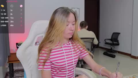 Snapshot of ellcrys chatting on 7, 10, 2025 im Elsa lets go Subscribe to my OF and Youtube -35 online show from 7, 10, 2025