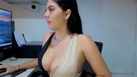 Snapshot of ellecollinss chatting on 28, 10, 2025 S O F I A 3 Try my private online show from 28, 10, 2025