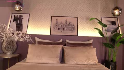 Snapshot of ellediane chatting on 12, 1, 2026 Elle Diane online show from 12, 1, 2026