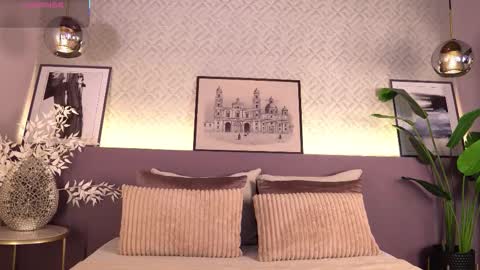 Elle Diane online show from 9, 3, 2026