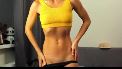 Snapshot of ellen_flow chatting on 5, 5, 2026 ellen_flow online show from 5, 5, 2026