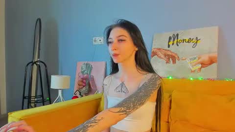 Snapshot of ellen_hops chatting on 5, 12, 2025 Ellen online show from 5, 12, 2025