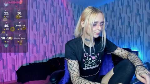 Snapshot of elli_26 chatting on 5, 2, 2025 Ellie online show from 5, 2, 2025