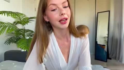 Snapshot of elli_harmon chatting on 9, 9, 2025 Ellie  --- Ill see you either on Friday or Saturday and definitely on Sunday  online show from 9, 9, 2025