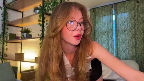 Snapshot of elli_harmon chatting on 22, 11, 2025 Ellie --- Ill see you either on Friday or Saturday and definitely on Sunday online show from 22, 11, 2025